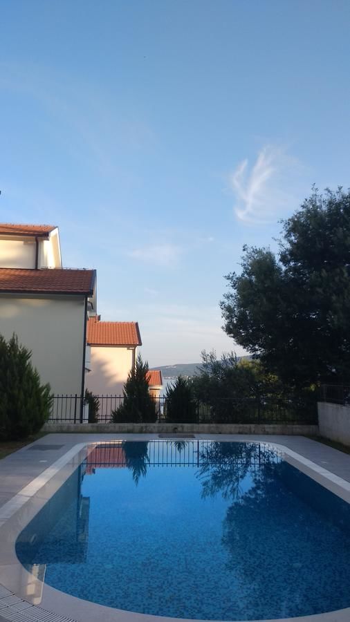 Апартаменты Porto Bello ( Lux apartment with pool) Баошичи-48