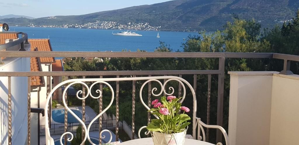 Апартаменты Porto Bello ( Lux apartment with pool) Баошичи-73