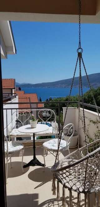 Апартаменты Porto Bello ( Lux apartment with pool) Баошичи Апартаменты с 1 спальней-105
