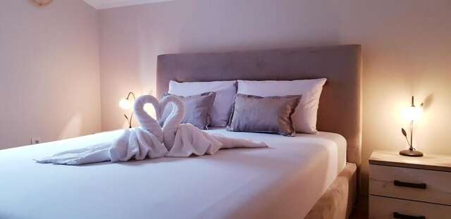 Апартаменты Porto Bello ( Lux apartment with pool) Баошичи-52