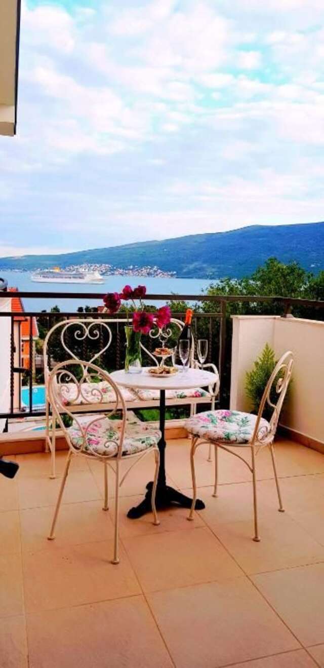 Апартаменты Porto Bello ( Lux apartment with pool) Баошичи-73